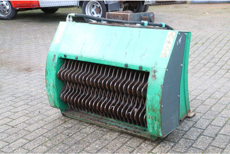 Cobra XS2-90 - Навесное оборудование: фото 5 Cobra XS2-90 - Навесное оборудование: фото 5