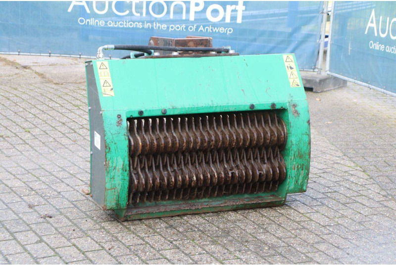 Cobra XS2-90 - Навесное оборудование: фото 3 Cobra XS2-90 - Навесное оборудование: фото 3