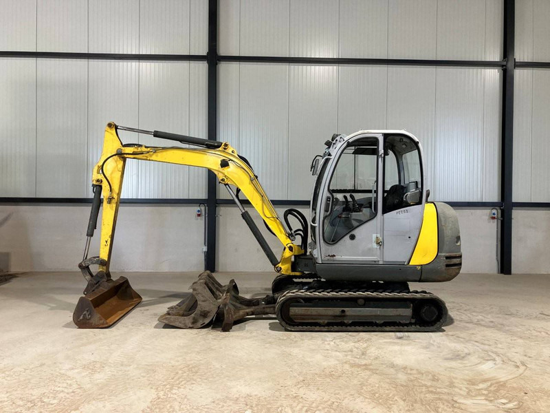 Neuson 3503RD - Гусеничный экскаватор: фото 2 Neuson 3503RD - Гусеничный экскаватор: фото 2