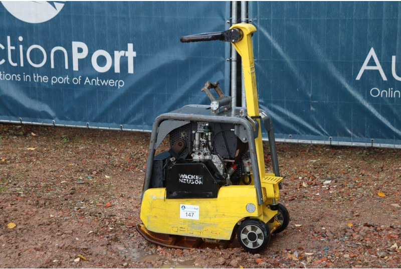 Neuson DPU3050 - Виброплита: фото 2 Neuson DPU3050 - Виброплита: фото 2