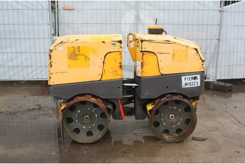 Neuson Roller RT2SC - Каток: фото 1 Neuson Roller RT2SC - Каток: фото 1