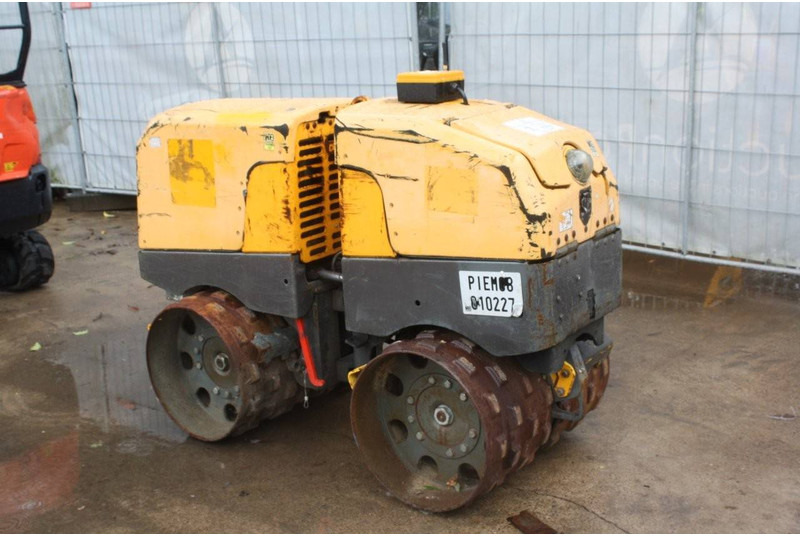 Neuson Roller RT2SC - Каток: фото 3 Neuson Roller RT2SC - Каток: фото 3