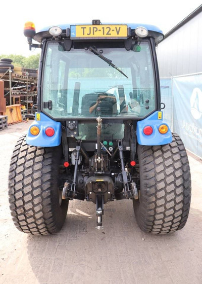 New Holland Boomer 50 - Трактор: фото 4 New Holland Boomer 50 - Трактор: фото 4