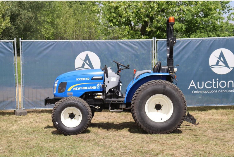 New Holland Boomer 50HST - Трактор: фото 2 New Holland Boomer 50HST - Трактор: фото 2