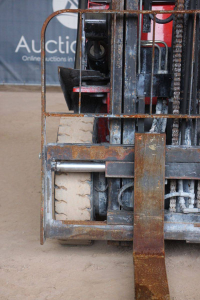 Газовый погрузчик Nissan 25: фото 11 Газовый погрузчик Nissan 25: фото 11