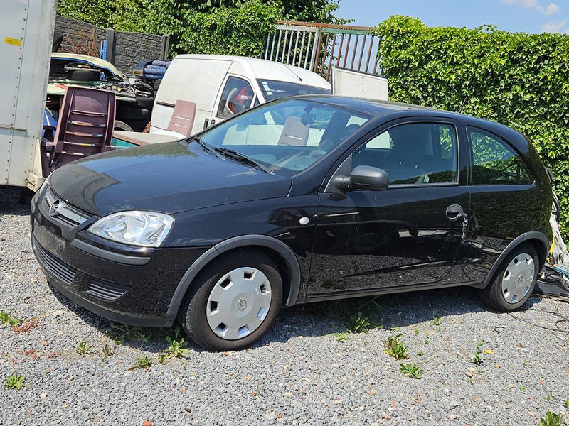 Opel Corsa (C - driedeurs) 1.0 - Седан: фото 2 Opel Corsa (C - driedeurs) 1.0 - Седан: фото 2