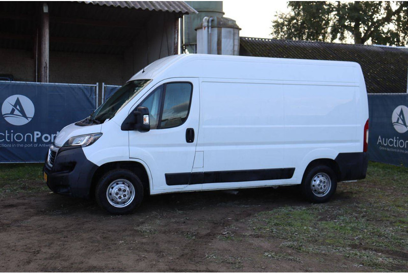 Peugeot Boxer - Цельнометаллический фургон: фото 1 Peugeot Boxer - Цельнометаллический фургон: фото 1