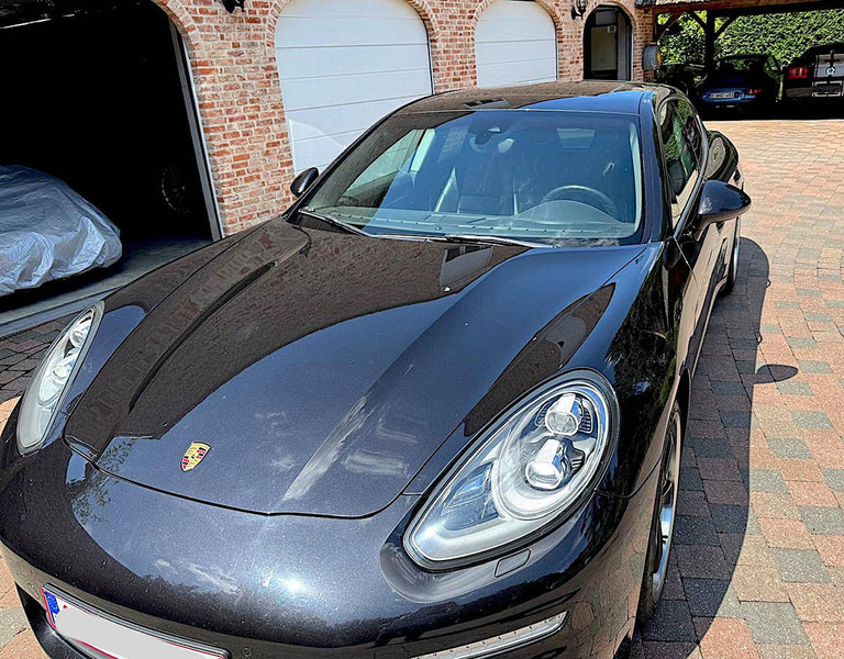 Porsche Panamera 3.0 V6 Diesel - Седан: фото 1 Porsche Panamera 3.0 V6 Diesel - Седан: фото 1