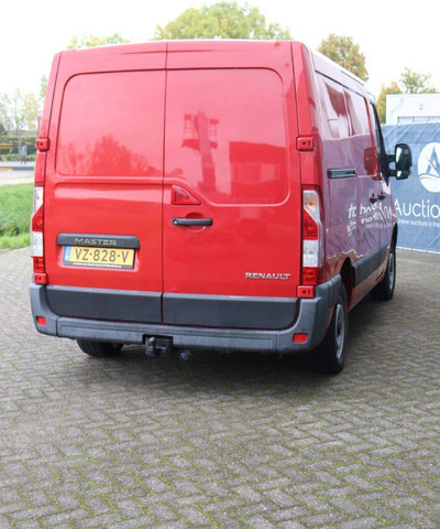 Цельнометаллический фургон Renault Master: фото 6
