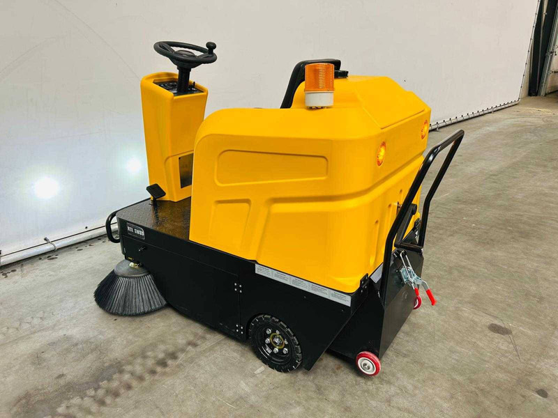 SW80 - Подметально-уборочная машина: фото 4 SW80 - Подметально-уборочная машина: фото 4