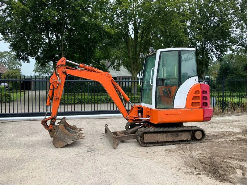 Schaeff HR 14 - Мини-экскаватор: фото 1 Schaeff HR 14 - Мини-экскаватор: фото 1