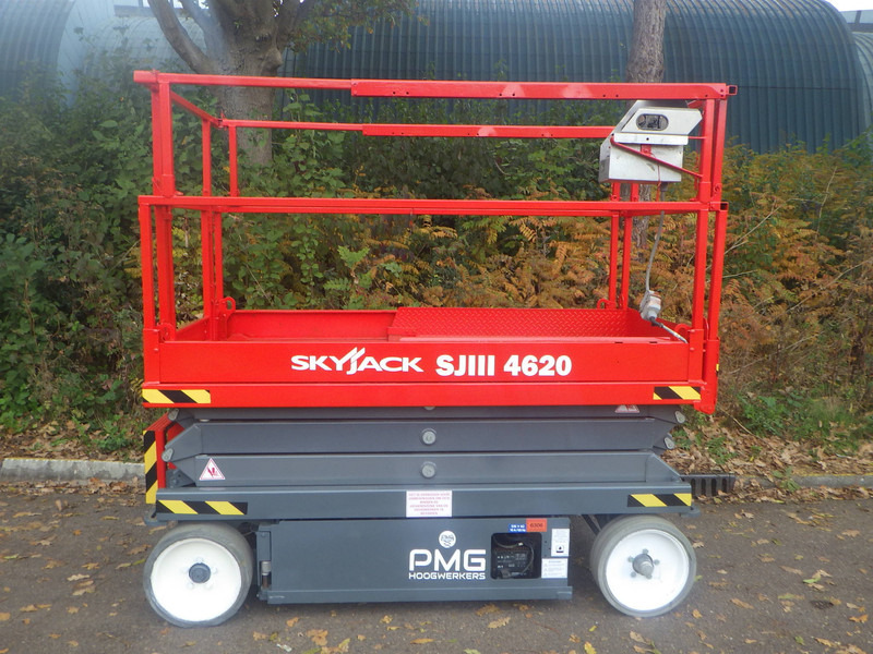 Skyjack SJ4620 - Ножничный подъемник: фото 1 Skyjack SJ4620 - Ножничный подъемник: фото 1