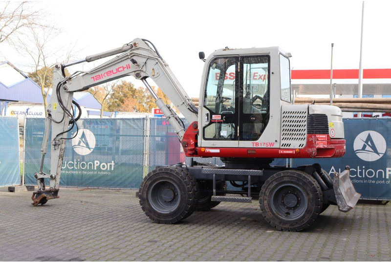 Takeuchi TB175W - Колёсный экскаватор: фото 3 Takeuchi TB175W - Колёсный экскаватор: фото 3