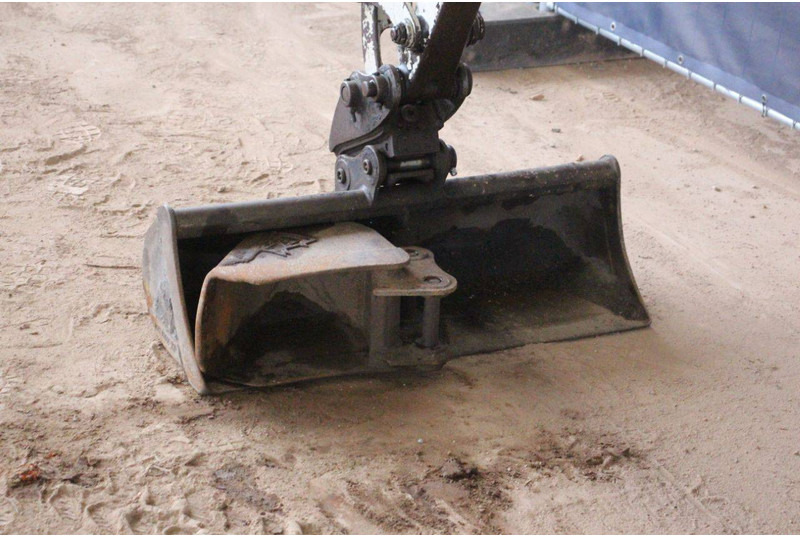 Мини-экскаватор Takeuchi TB216: фото 13 Мини-экскаватор Takeuchi TB216: фото 13