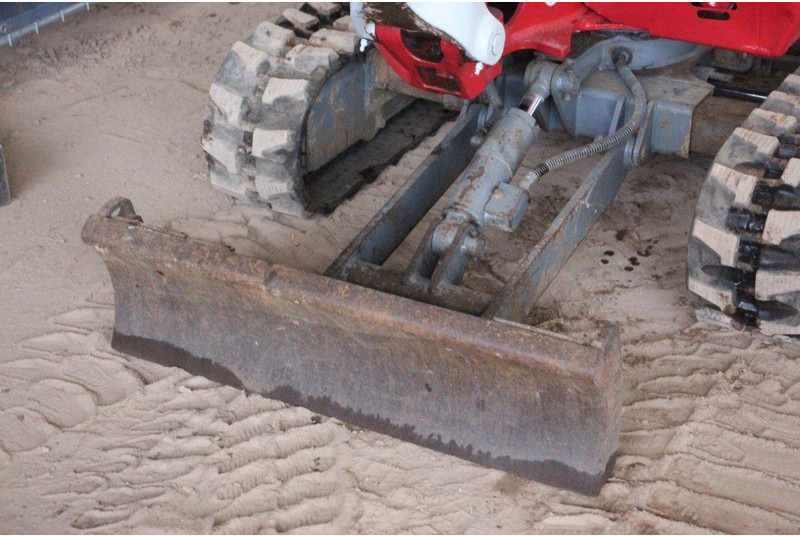 Мини-экскаватор Takeuchi TB216: фото 18 Мини-экскаватор Takeuchi TB216: фото 18