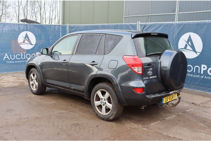 Toyota ALA30L-AWFGXW - Внедорожник: фото 4 Toyota ALA30L-AWFGXW - Внедорожник: фото 4