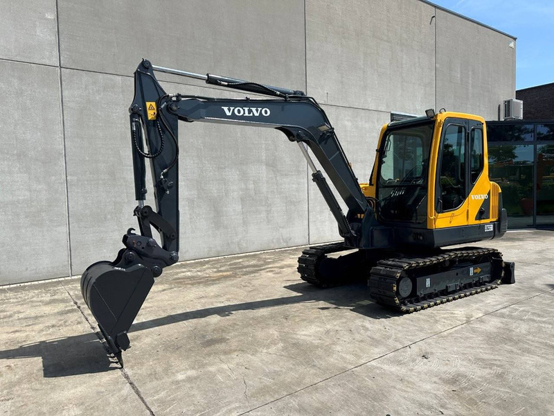 Volvo EC55B - Гусеничный экскаватор: фото 1 Volvo EC55B - Гусеничный экскаватор: фото 1