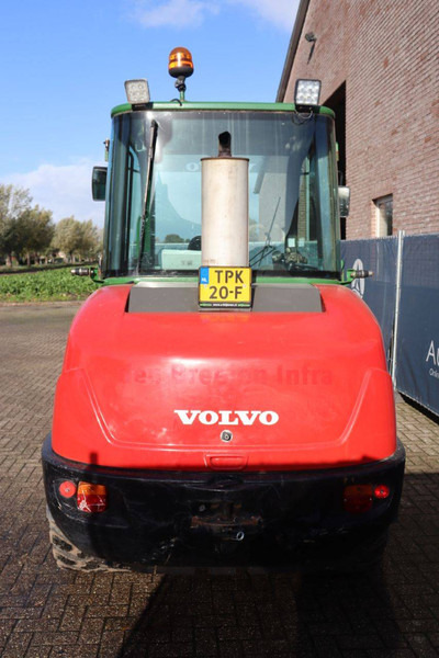 Volvo L25B-P - Колёсный погрузчик: фото 5 Volvo L25B-P - Колёсный погрузчик: фото 5