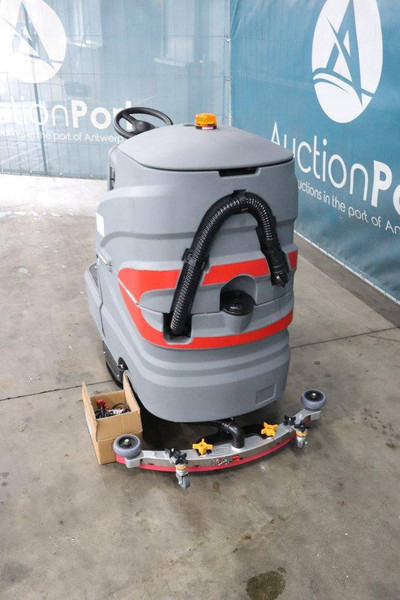 X-tra C70S - Поломоечная машина: фото 4 X-tra C70S - Поломоечная машина: фото 4