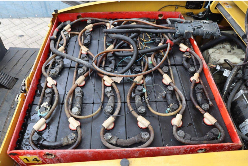 Электропогрузчик Yale ERP20VF: фото 18 Электропогрузчик Yale ERP20VF: фото 18