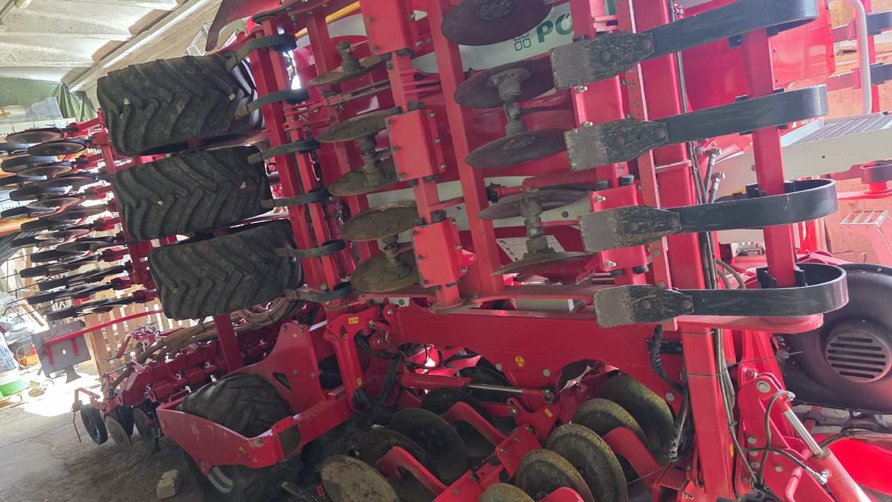 PÖTTINGER Terrasem C6 Artis - Сеялка: фото 2 PÖTTINGER Terrasem C6 Artis - Сеялка: фото 2