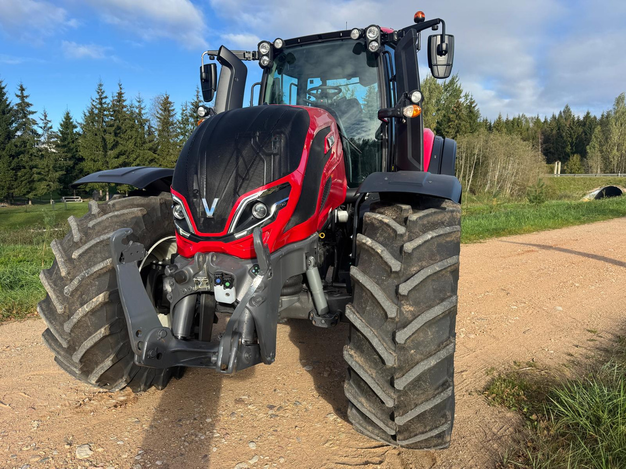 Valtra T255 - Трактор: фото 4 Valtra T255 - Трактор: фото 4
