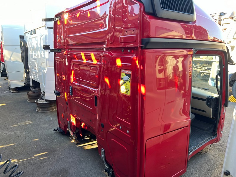 CABINA STREAMSPACE 2.5 MERCEDES ACTROS MP5 - Кабина для Грузовиков: фото 2 CABINA STREAMSPACE 2.5 MERCEDES ACTROS MP5 - Кабина для Грузовиков: фото 2