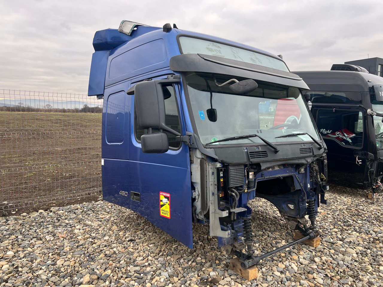 CABINA VOLVO FH13 GLOBETROTTER L2H2 - Кабина для Грузовиков: фото 3 CABINA VOLVO FH13 GLOBETROTTER L2H2 - Кабина для Грузовиков: фото 3