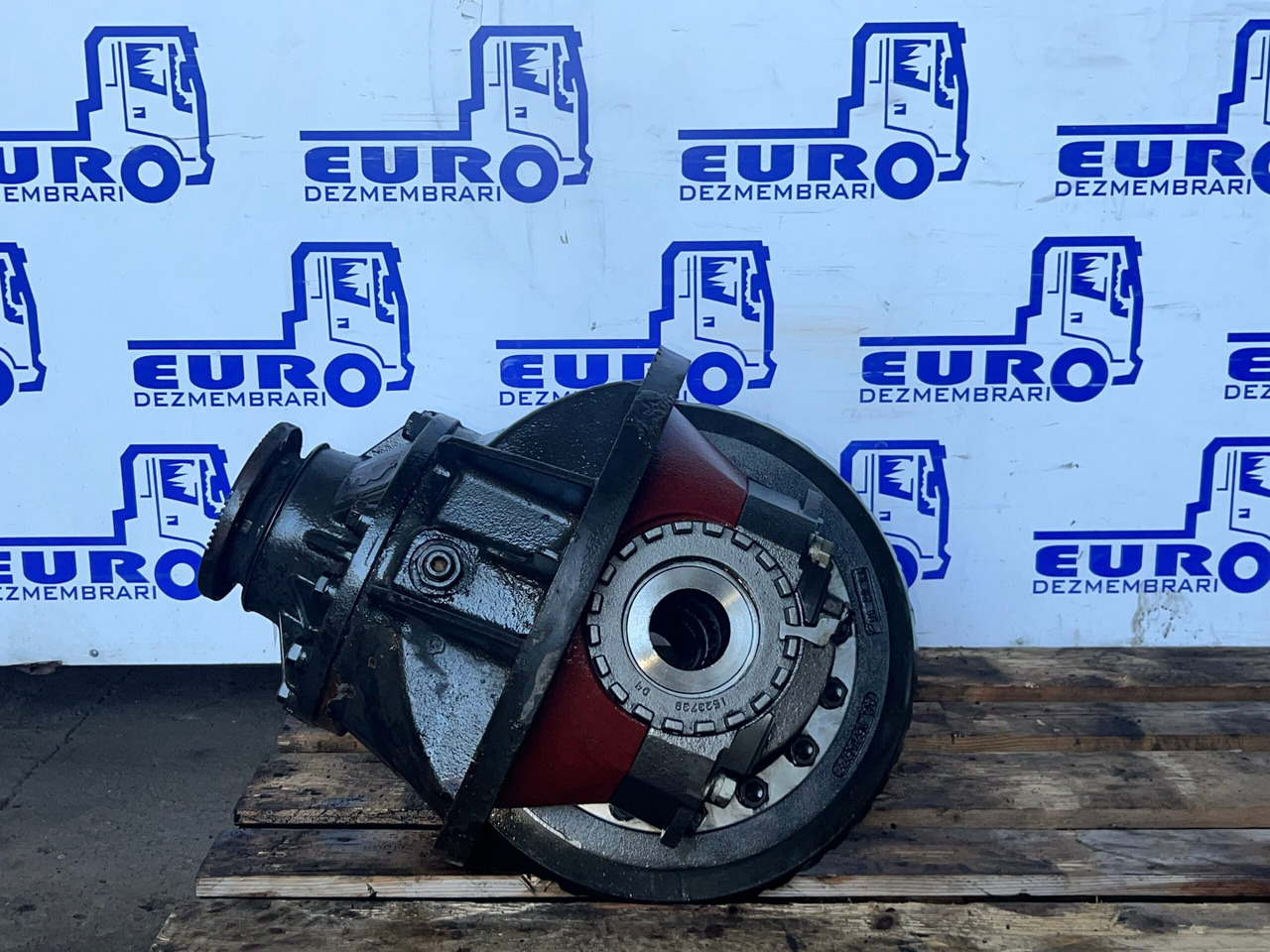 DIFERENTIAL VOLVO RSS1356 EV91 R-2,50 85013178, 20531043 - Дифференциал для Грузовиков: фото 1 DIFERENTIAL VOLVO RSS1356 EV91 R-2,50 85013178, 20531043 - Дифференциал для Грузовиков: фото 1
