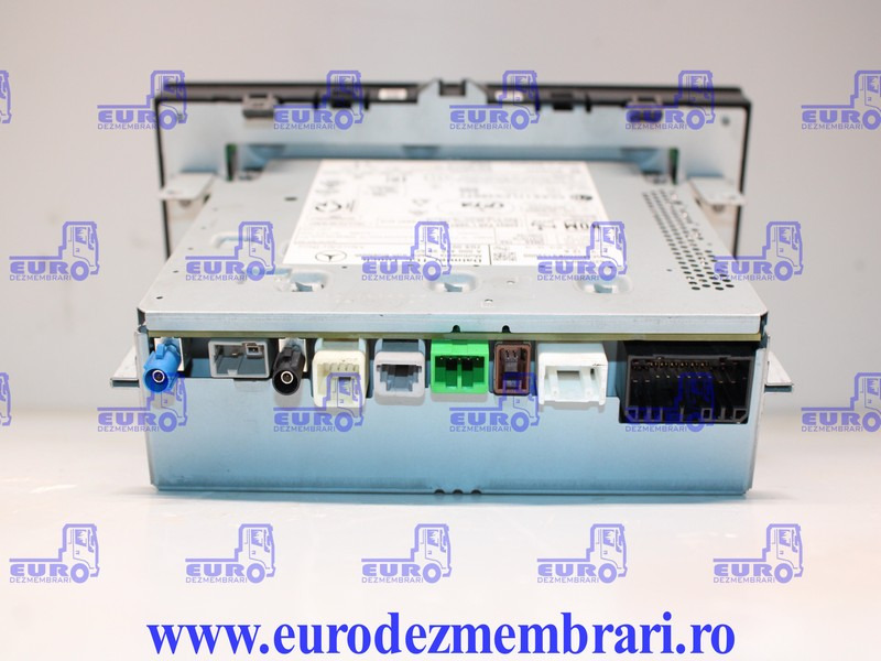 ELEMENT BORD UNITATE MULTIMEDIA MERCEDES ACTROS MP5 A0004469662 - Приборная панель для Грузовиков: фото 3 ELEMENT BORD UNITATE MULTIMEDIA MERCEDES ACTROS MP5 A0004469662 - Приборная панель для Грузовиков: фото 3