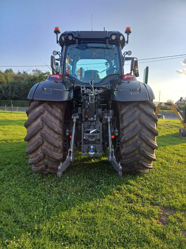 Valtra Q245 - Трактор: фото 4 Valtra Q245 - Трактор: фото 4