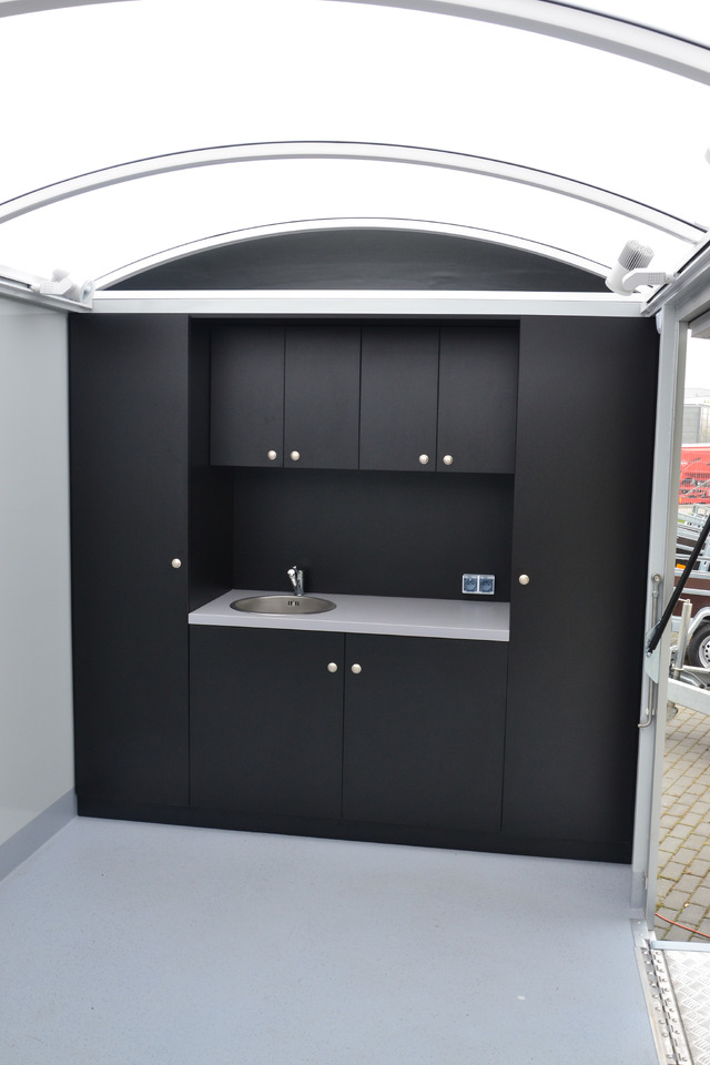 WARK EXPO 6m - Торговый прицеп: фото 4 WARK EXPO 6m - Торговый прицеп: фото 4