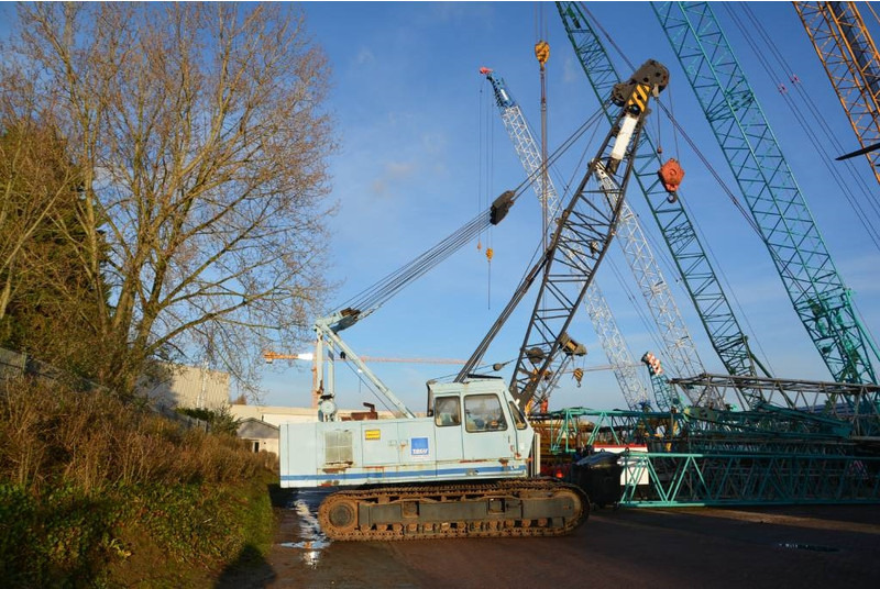 Hitachi KH 125-3 - Гусеничный кран: фото 3 Hitachi KH 125-3 - Гусеничный кран: фото 3