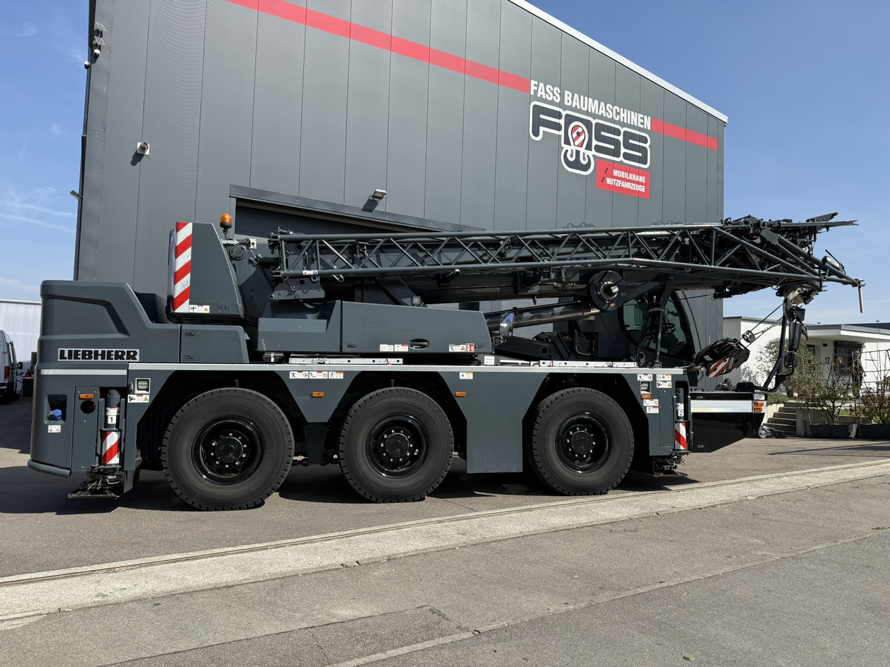 Liebherr LTC 1050-3.1 | 6 x 6 | Klappspitze | Funk inkl. RemoteDrive - Мобильный кран: фото 5 Liebherr LTC 1050-3.1 | 6 x 6 | Klappspitze | Funk inkl. RemoteDrive - Мобильный кран: фото 5