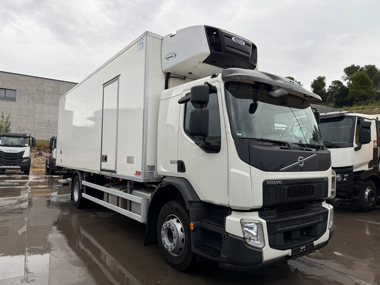 VOLVO FE320 E6 (Refrigerator) - Другая техника: фото 2 VOLVO FE320 E6 (Refrigerator) - Другая техника: фото 2