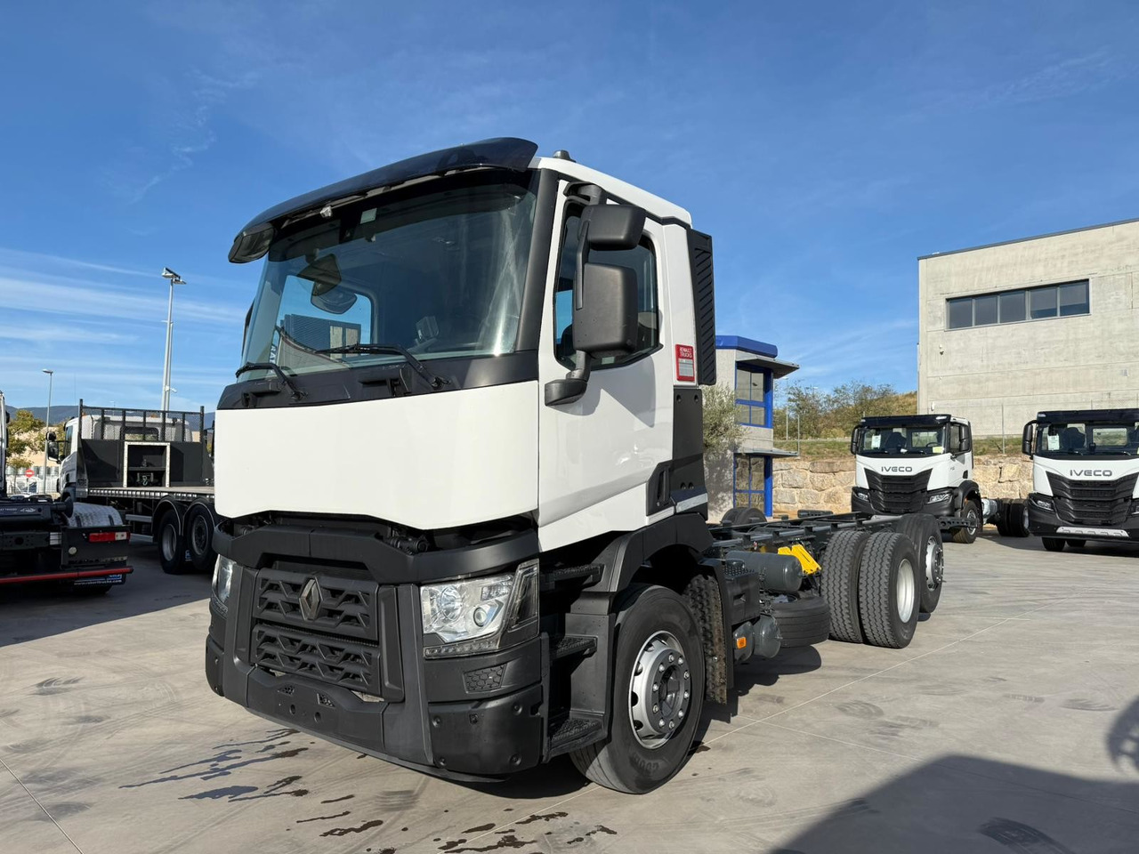 RENAULT C380.26 E6 (Chassis) - Грузовик-шасси: фото 1 RENAULT C380.26 E6 (Chassis) - Грузовик-шасси: фото 1
