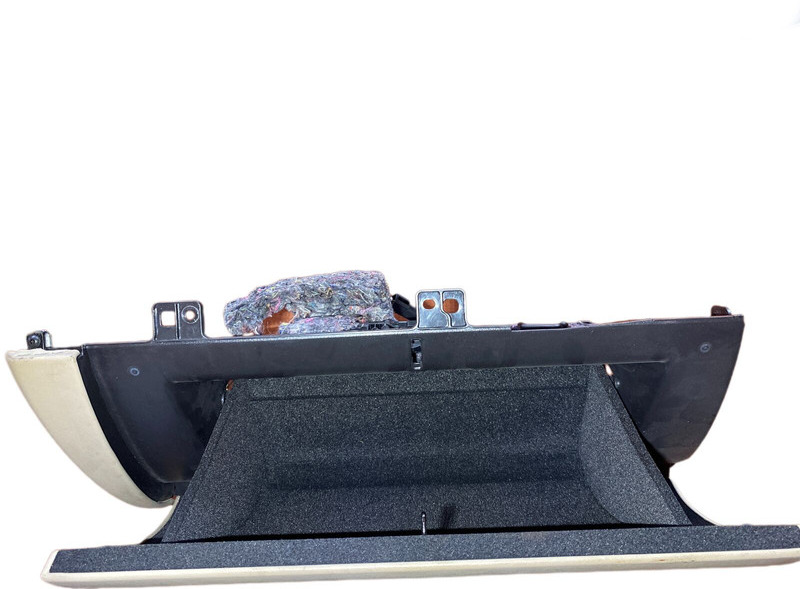 Jaguar XF250 - Кабина и интерьер: фото 3 Jaguar XF250 - Кабина и интерьер: фото 3