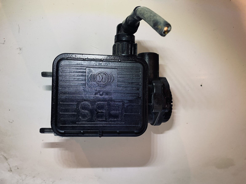 KNORR-BREMSE 124 - Детали тормозной системы: фото 3 KNORR-BREMSE 124 - Детали тормозной системы: фото 3