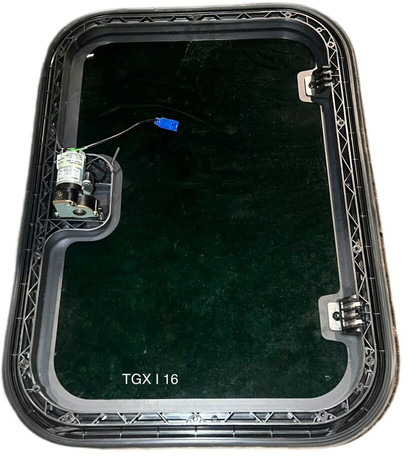 MAN TGS TGX TG3 - Солнцезащитный козырек: фото 2 MAN TGS TGX TG3 - Солнцезащитный козырек: фото 2