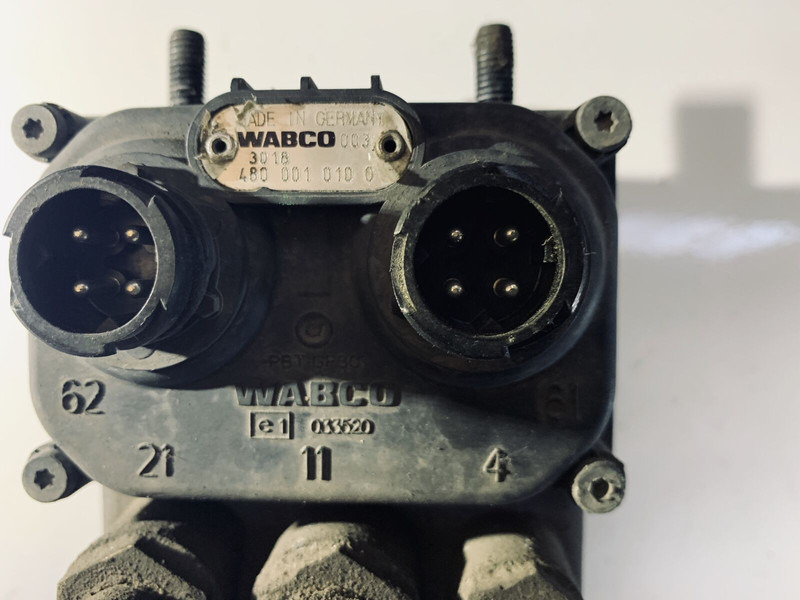 Mercedes-Benz ACTROS - Клапан: фото 2 Mercedes-Benz ACTROS - Клапан: фото 2