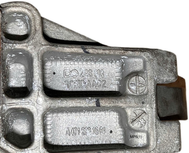 Mercedes-Benz MP5 - Топливный фильтр: фото 2 Mercedes-Benz MP5 - Топливный фильтр: фото 2