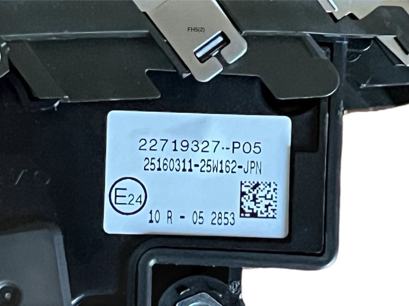 Volvo  - Рычаг переключения передач: фото 5 Volvo  - Рычаг переключения передач: фото 5