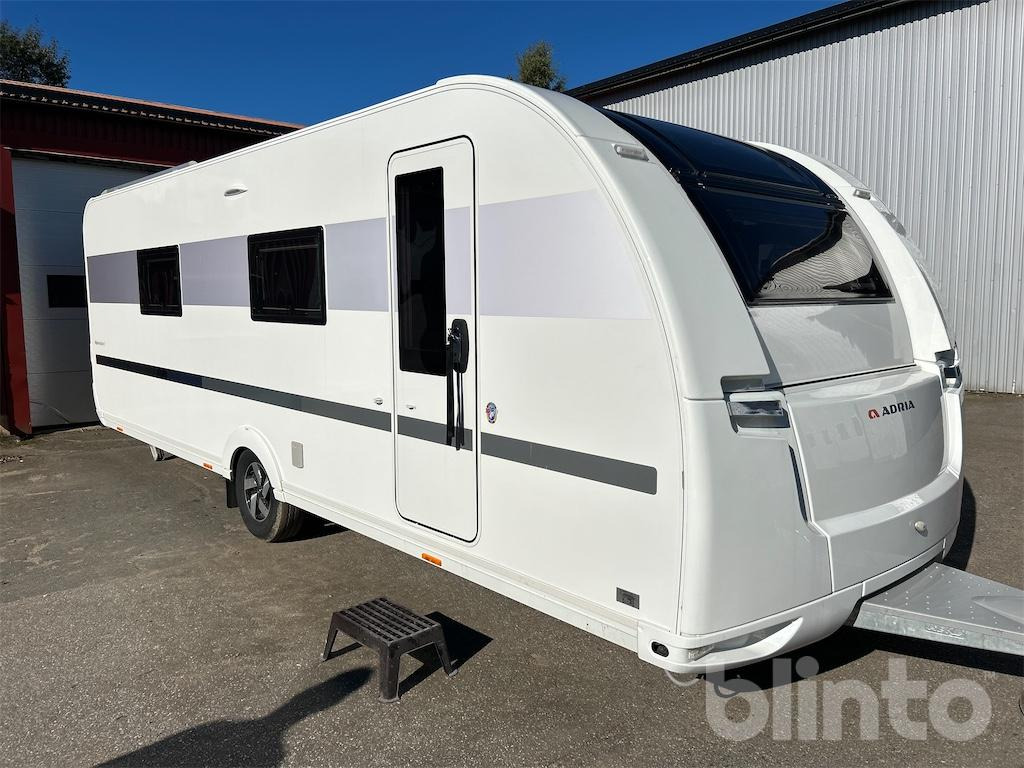 ADRIA Alpina 663HT - Прицеп дача: фото 3 ADRIA Alpina 663HT - Прицеп дача: фото 3