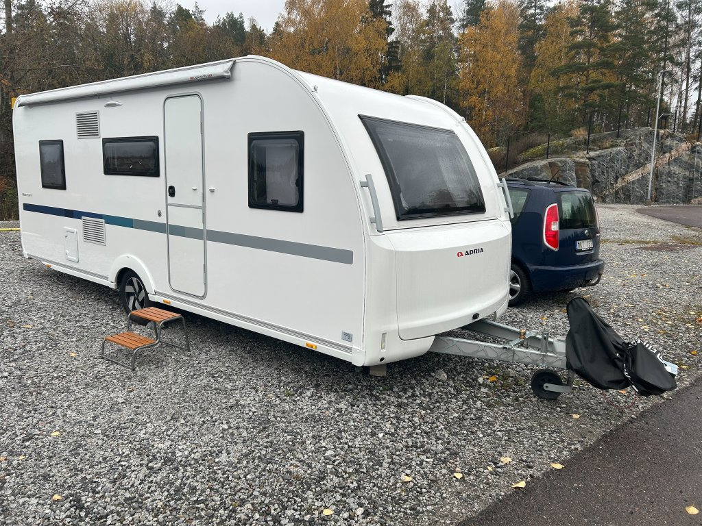 Adria 552 PK - Прицеп дача: фото 1 Adria 552 PK - Прицеп дача: фото 1