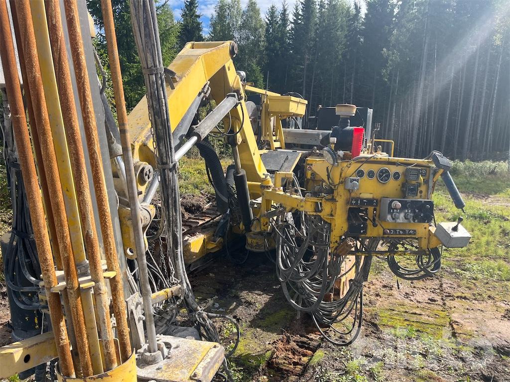 Atlas Copco 748HC - Буровая машина: фото 4 Atlas Copco 748HC - Буровая машина: фото 4
