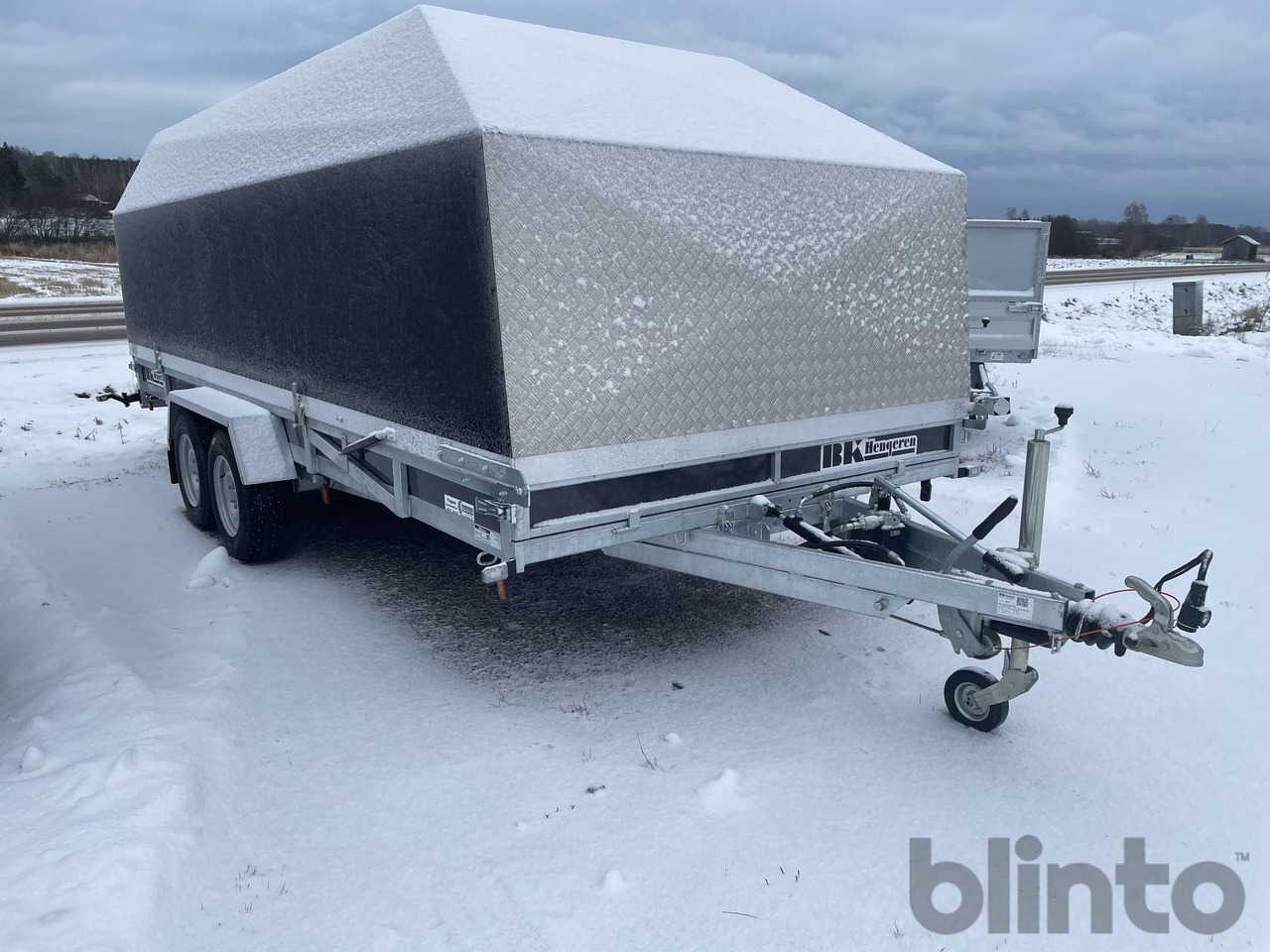 BK HENGEREN med hydraulisk tipp - Прицеп-фургон: фото 2 BK HENGEREN med hydraulisk tipp - Прицеп-фургон: фото 2