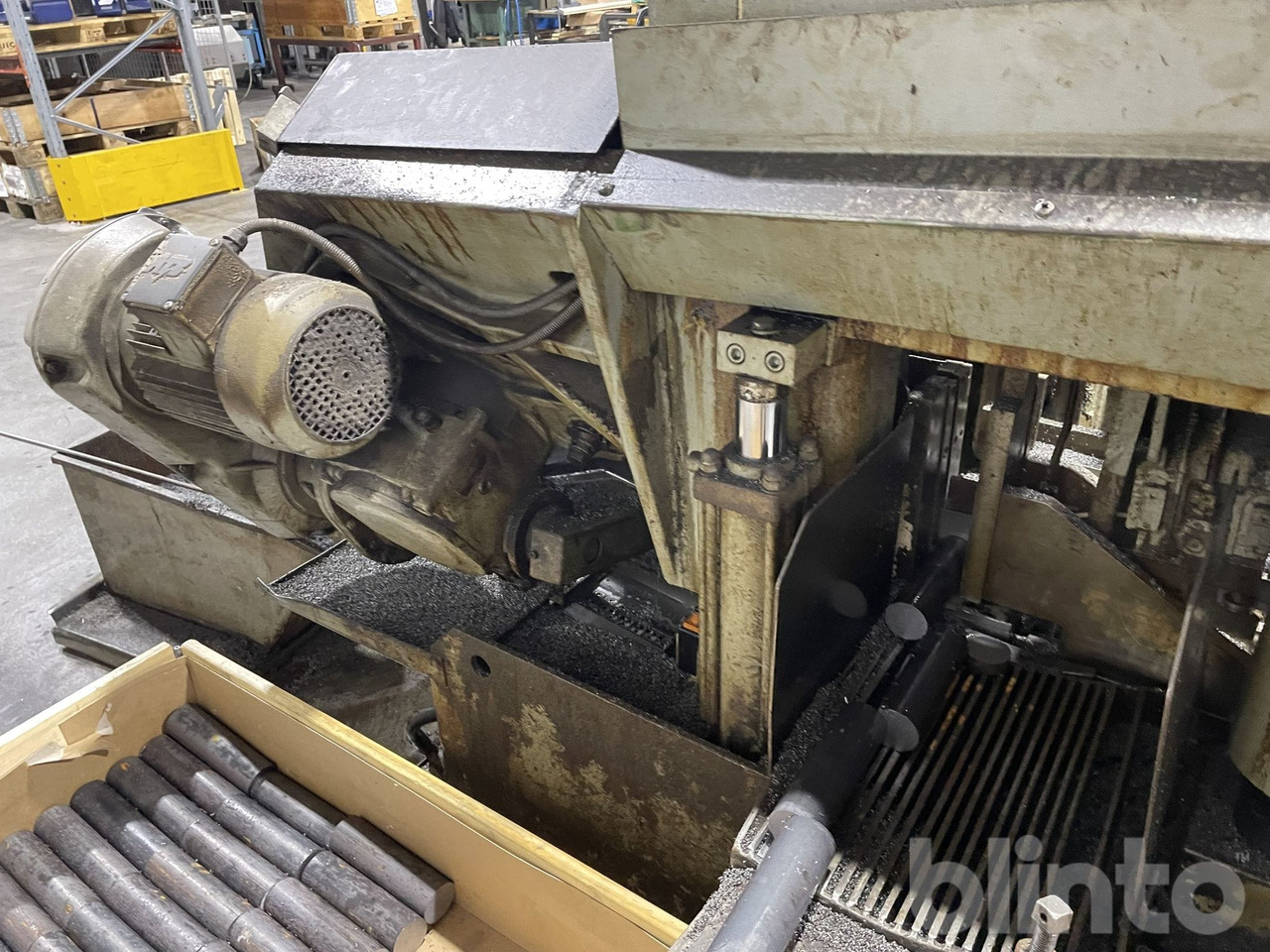 Behringer HBP 303 A - Станок: фото 4 Behringer HBP 303 A - Станок: фото 4