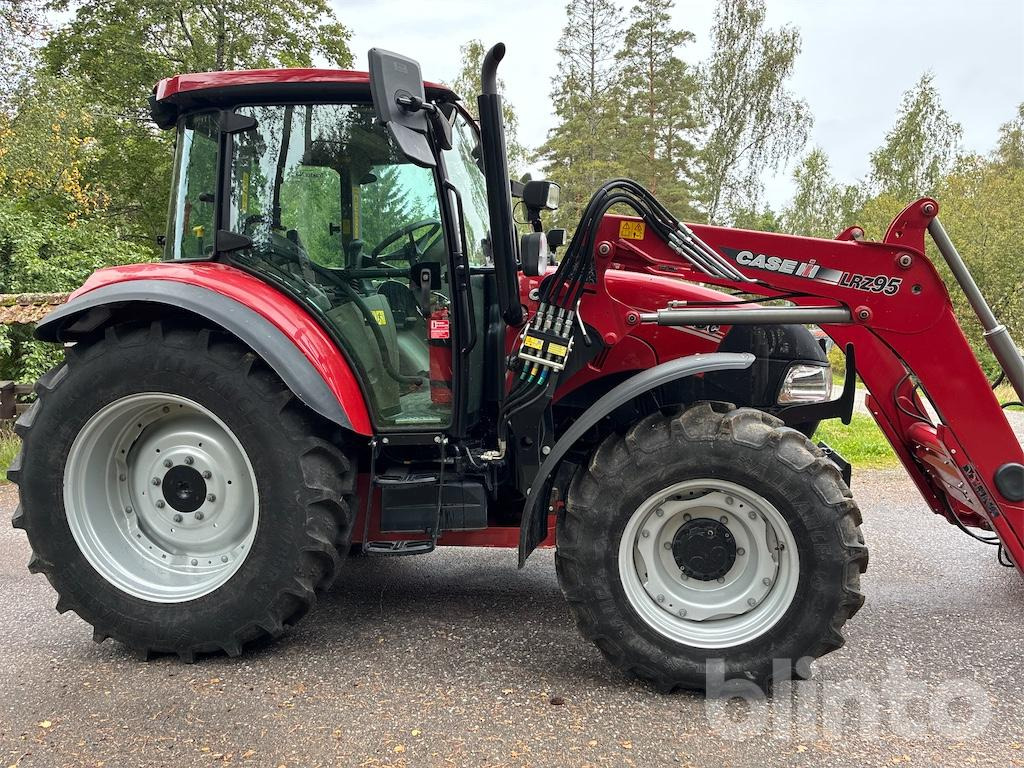 CASE IH Farmall 85C - Трактор: фото 4 CASE IH Farmall 85C - Трактор: фото 4