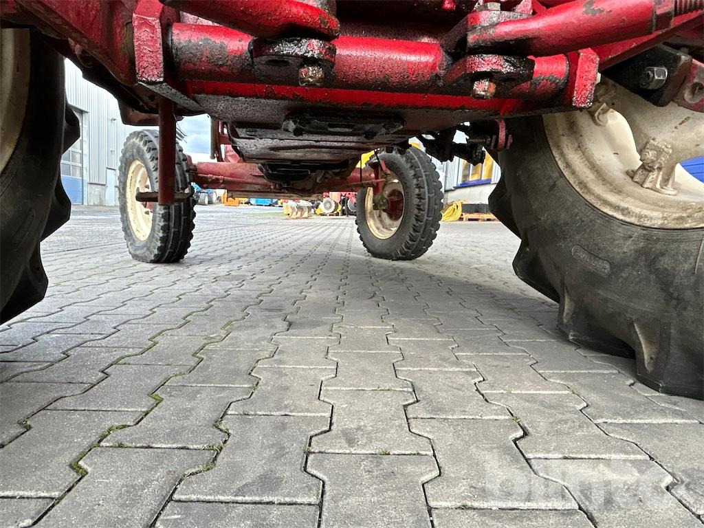 Трактор Case IHC 654: фото 33