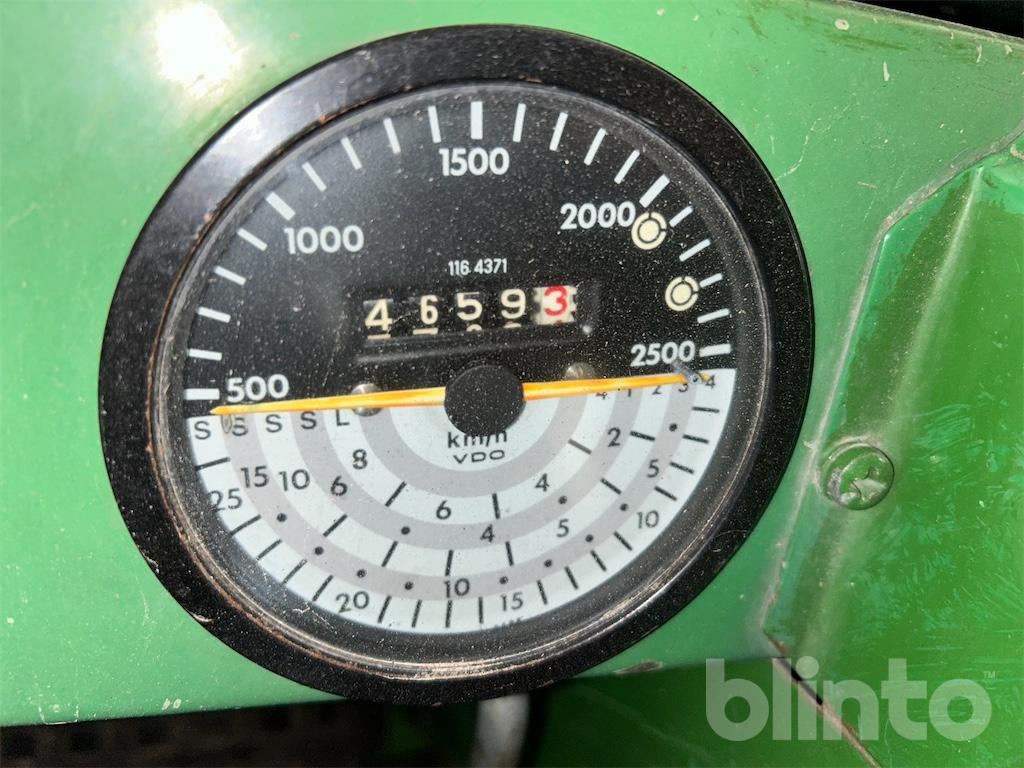 Deutz Intrac 2002 A - Трактор: фото 5 Deutz Intrac 2002 A - Трактор: фото 5